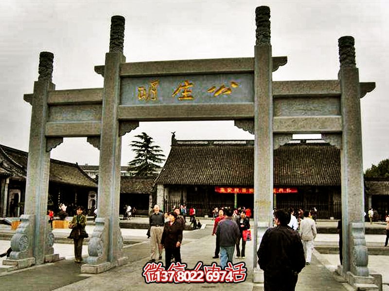 景点寺庙简易石柱三门牌坊