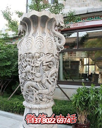 博物馆城市广场汉白玉龙腾花瓶石雕