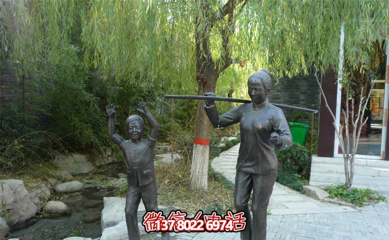 景区创意古代帮妈妈干活的母子博鱼平台