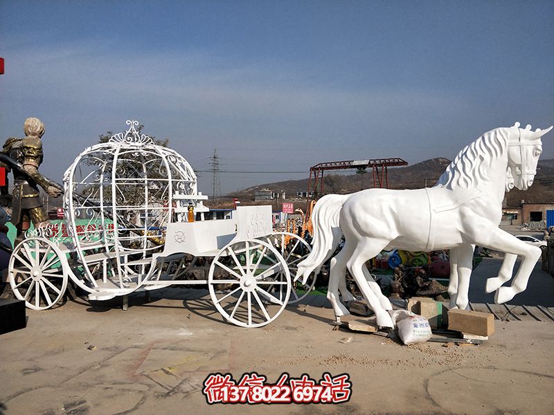 游乐场公园不锈钢创意马车博鱼平台