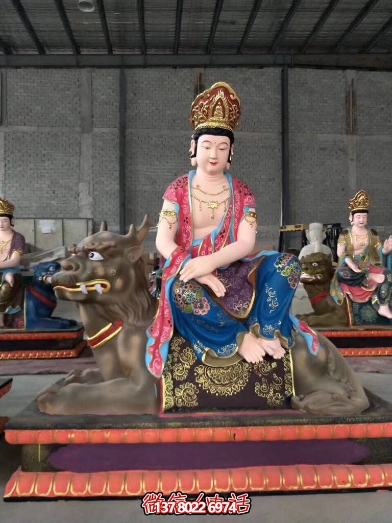 景区玻璃钢坐在神兽上的菩萨文殊普贤博鱼平台