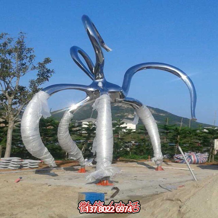 公园摆放大型不锈钢抽象镜面章鱼博鱼平台