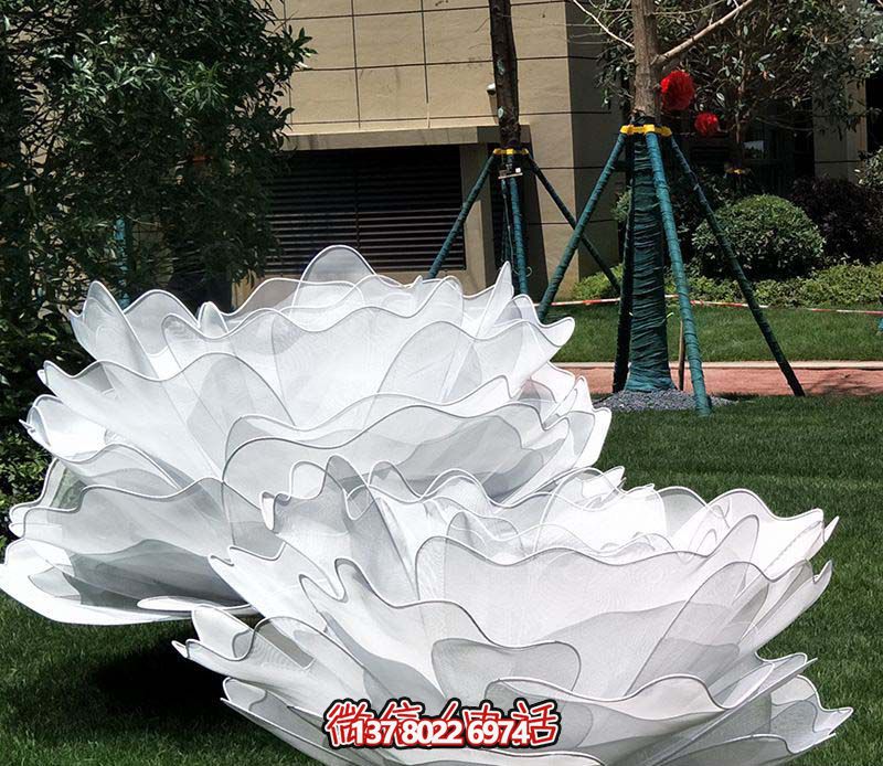 公园景区不锈钢艺术仿真花朵博鱼平台