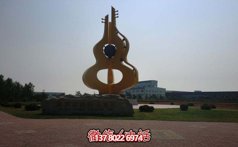 葫芦博鱼平台-城市不锈钢抽象黄色葫芦博鱼平台