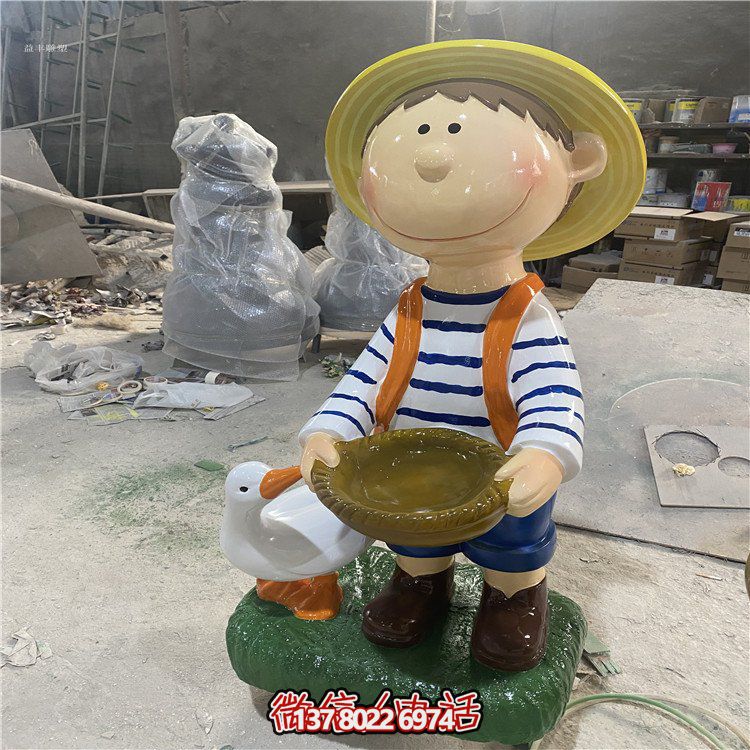 玻璃钢卡通户外园林美陈人物博鱼平台