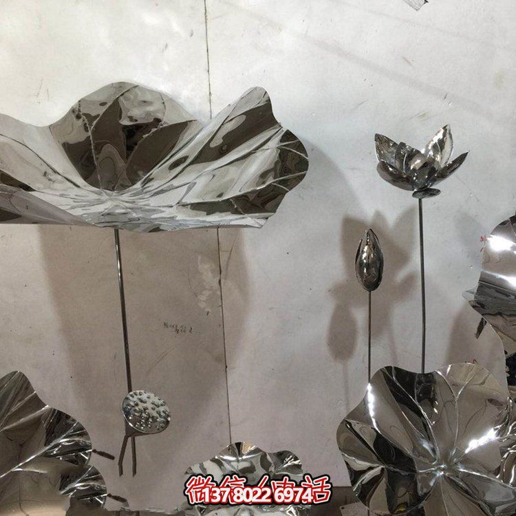 不锈钢镜面荷花小品别墅喷泉水池景观博鱼平台