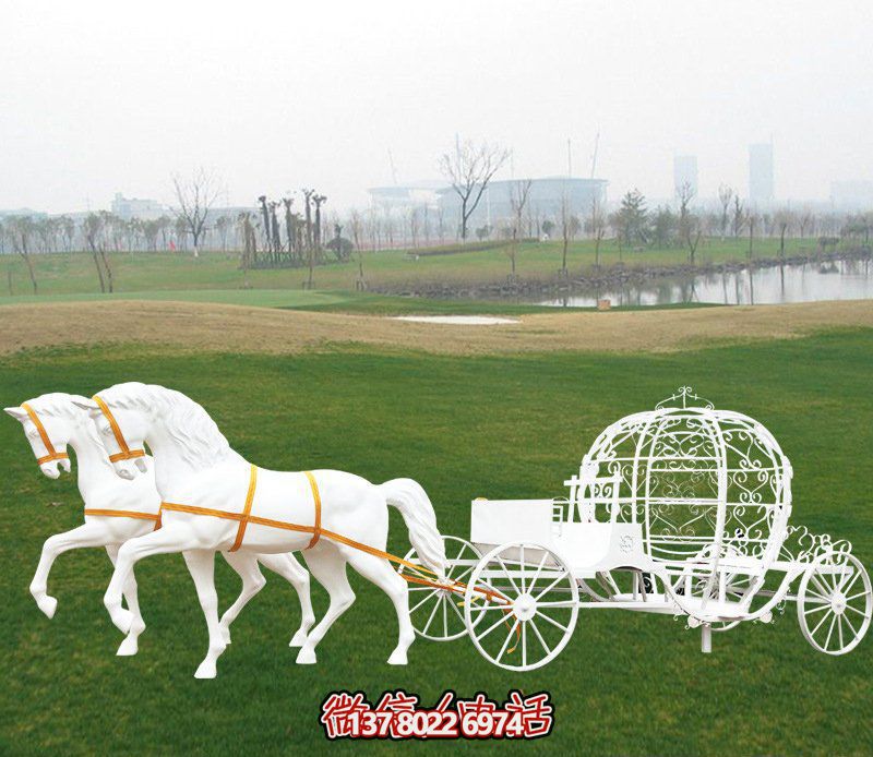 商业街园林汉白玉马和镂空不锈钢马车博鱼平台