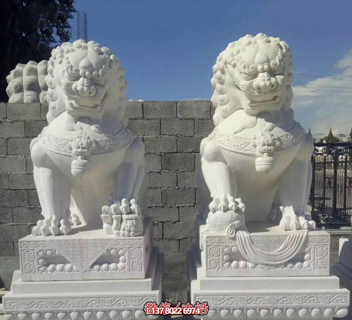 庭院别墅汉白玉石雕一对家用大门口的狮子博鱼平台