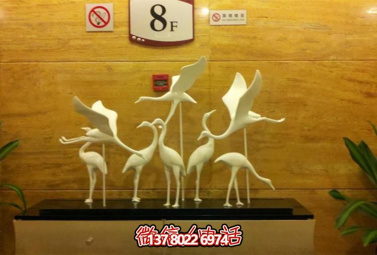 室内创意玻璃钢抽象动物景观天鹅博鱼平台