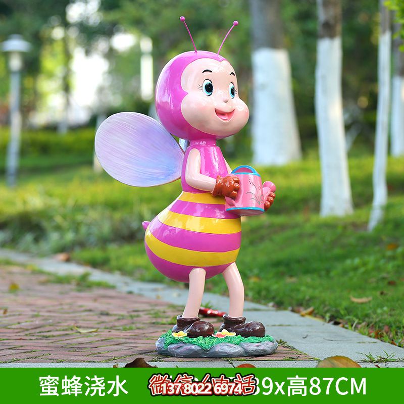 别墅庭院学校蜜蜂浇水玻璃钢蜜蜂博鱼平台