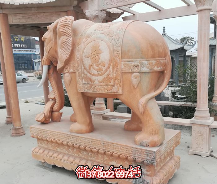 酒店创意晚霞红石雕大象博鱼平台