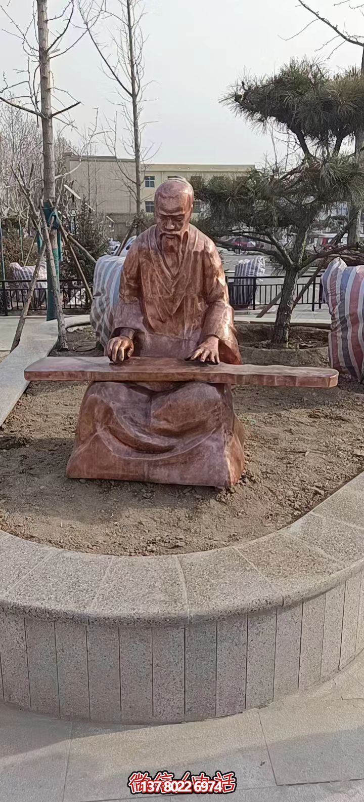 紫铜锻造人物圆雕