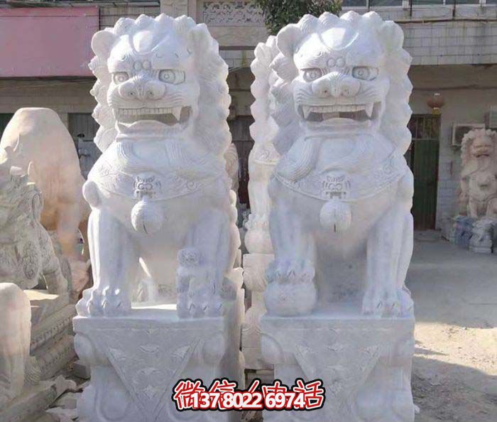 祠堂汉白玉石雕一对看大门口的镇宅狮子博鱼平台