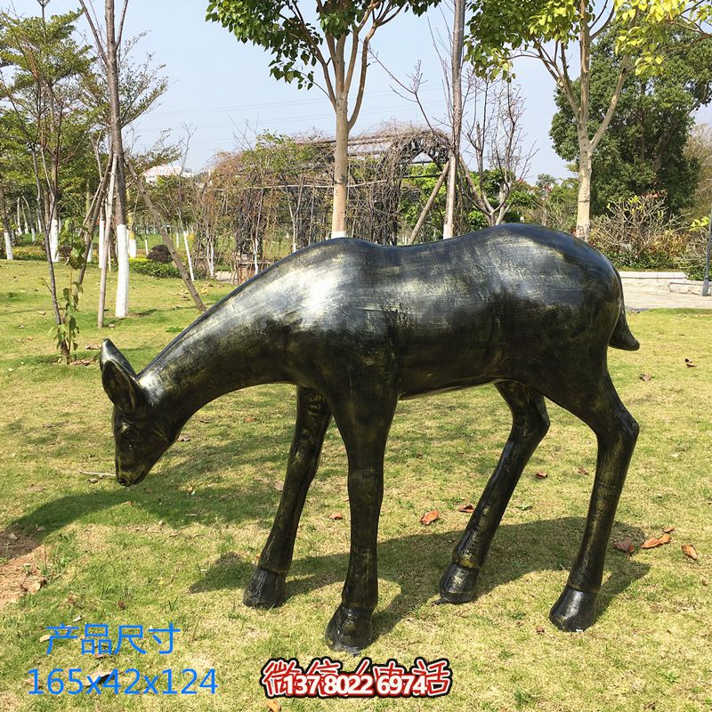 公园玻璃钢仿铜户外大型动物景观鹿博鱼平台