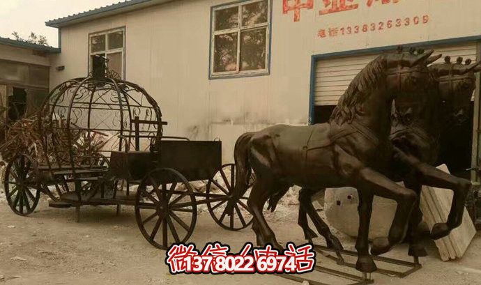 购物商场摆放黑色铸造青铜马车博鱼平台