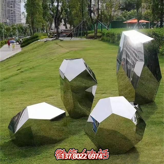 抛光镜面不锈钢——不规则造型博鱼平台
