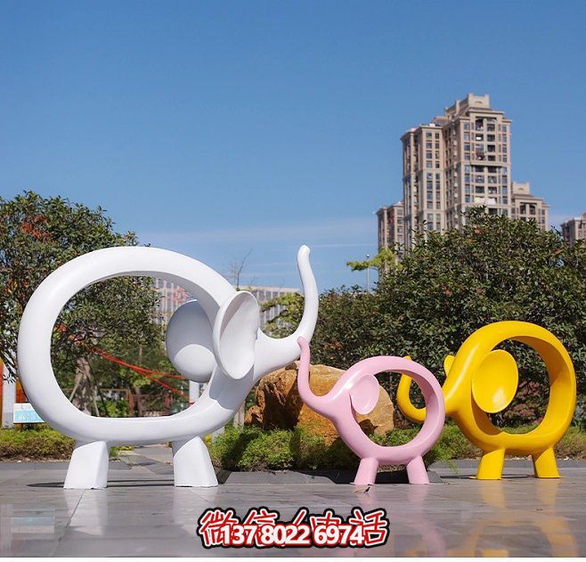 网红不锈钢大象景观博鱼平台：城市中的亮眼存在